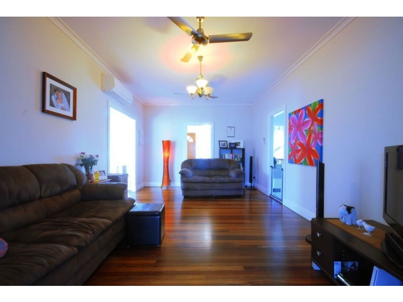 81 Mystic Ave, Balgal Beach QLD 4816