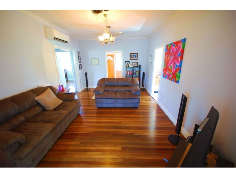 81 Mystic Ave, Balgal Beach QLD 4816