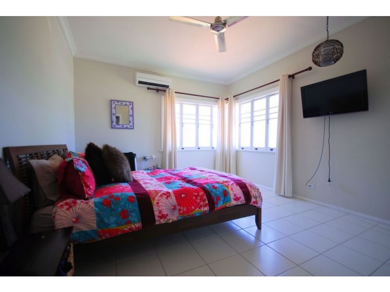 81 Mystic Ave, Balgal Beach QLD 4816