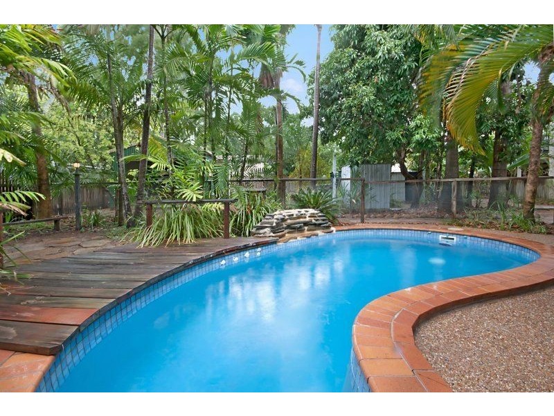 1 Beech Court, Bushland Beach QLD 4818