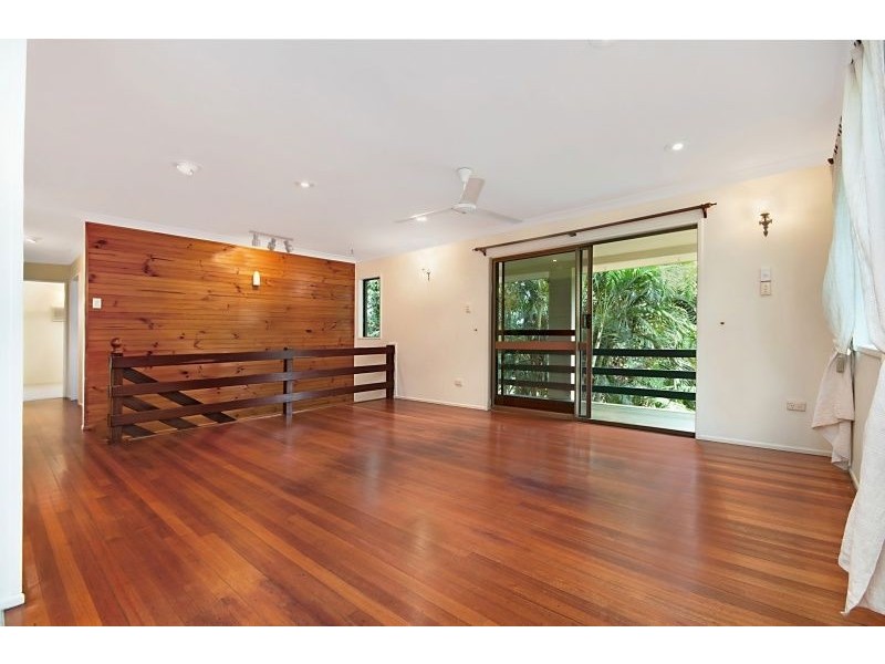 1 Beech Court, Bushland Beach QLD 4818