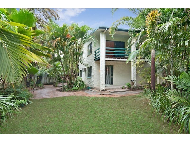 1 Beech Court, Bushland Beach QLD 4818