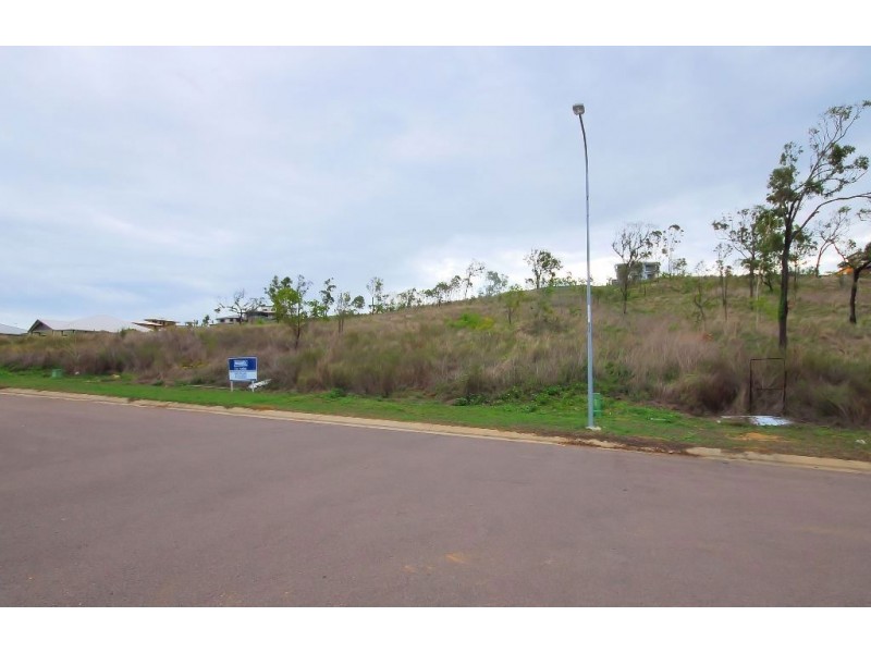 19 Genesta Court, Bushland Beach QLD 4818