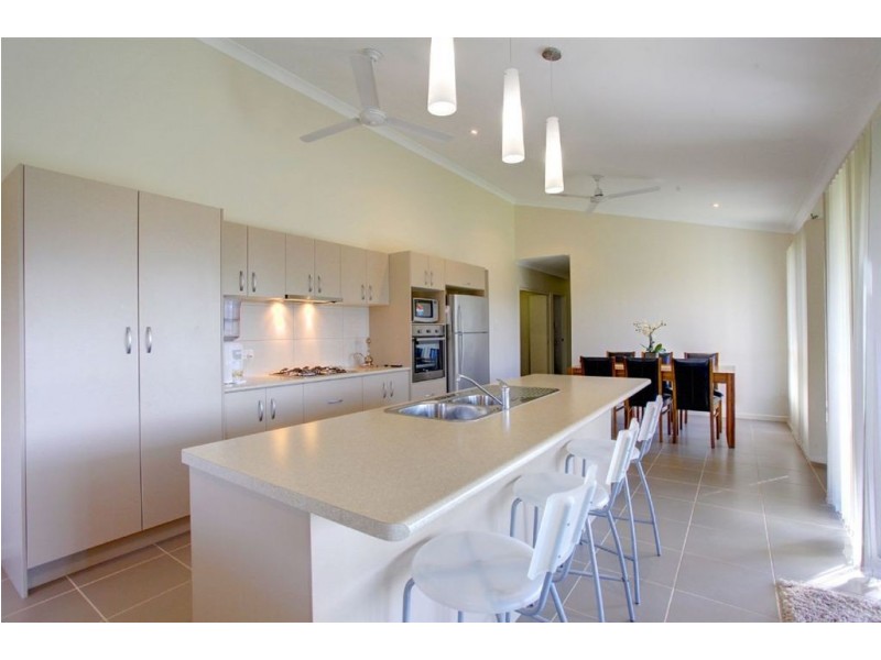 63 Bonnett Road, Mount Low QLD 4818