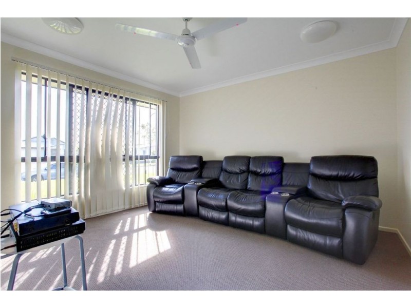 63 Bonnett Road, Mount Low QLD 4818