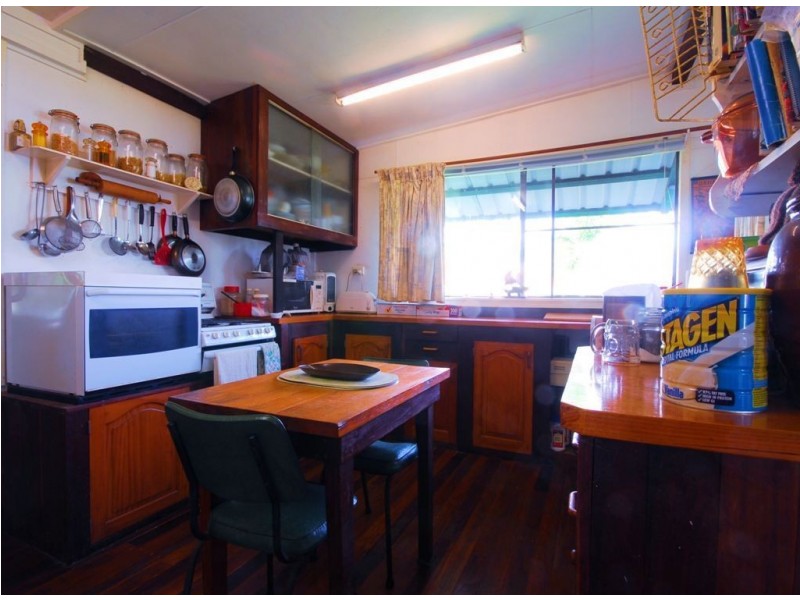 55 The Esplanade, Balgal Beach QLD 4816