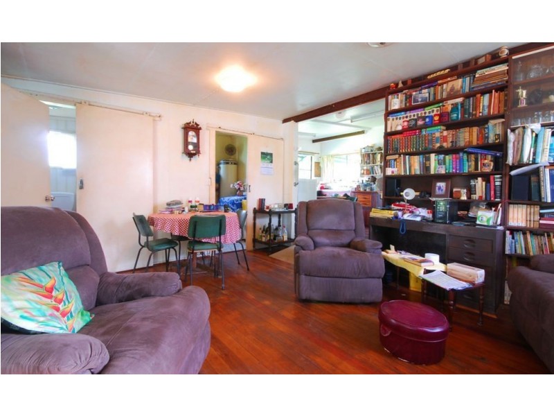 55 The Esplanade, Balgal Beach QLD 4816