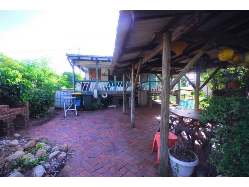 55 The Esplanade, Balgal Beach QLD 4816