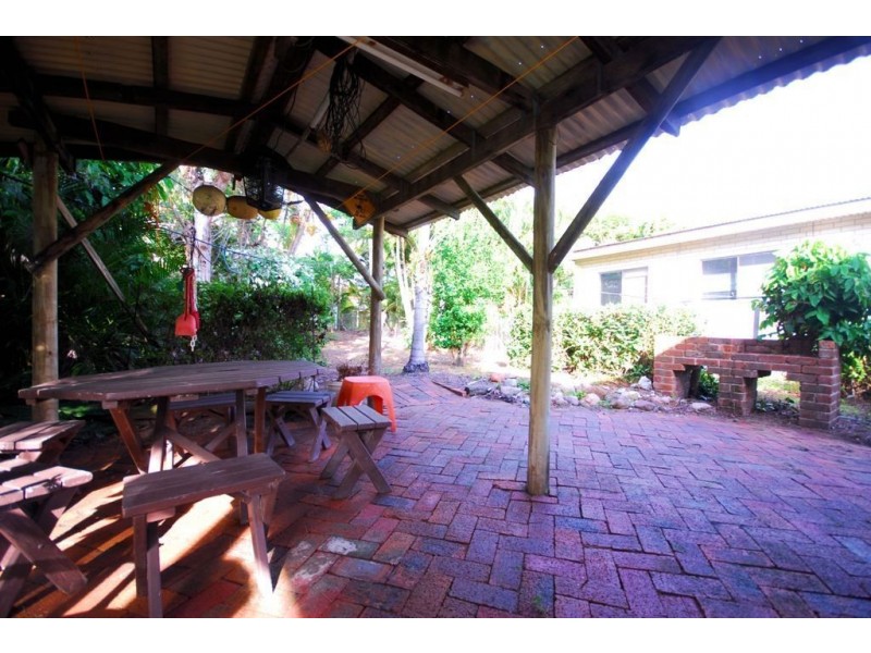 55 The Esplanade, Balgal Beach QLD 4816