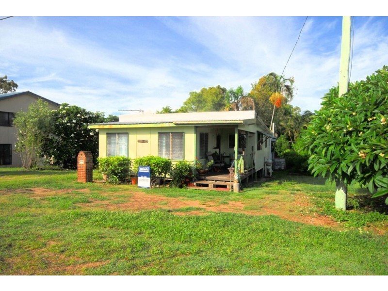 55 The Esplanade, Balgal Beach QLD 4816