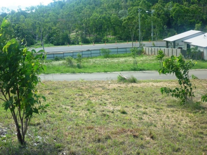 16 Deedes Crescent, Bushland Beach QLD 4818