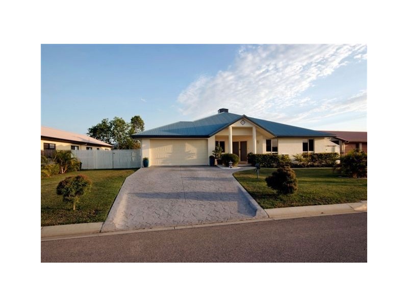 27 Squires Crescent, Kirwan QLD 4817