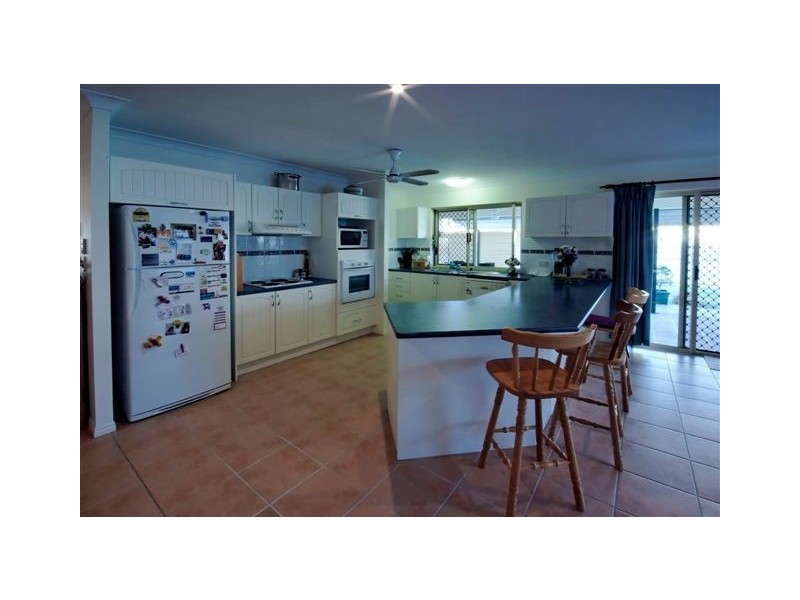 27 Squires Crescent, Kirwan QLD 4817