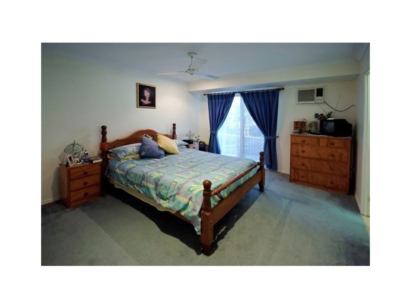 27 Squires Crescent, Kirwan QLD 4817