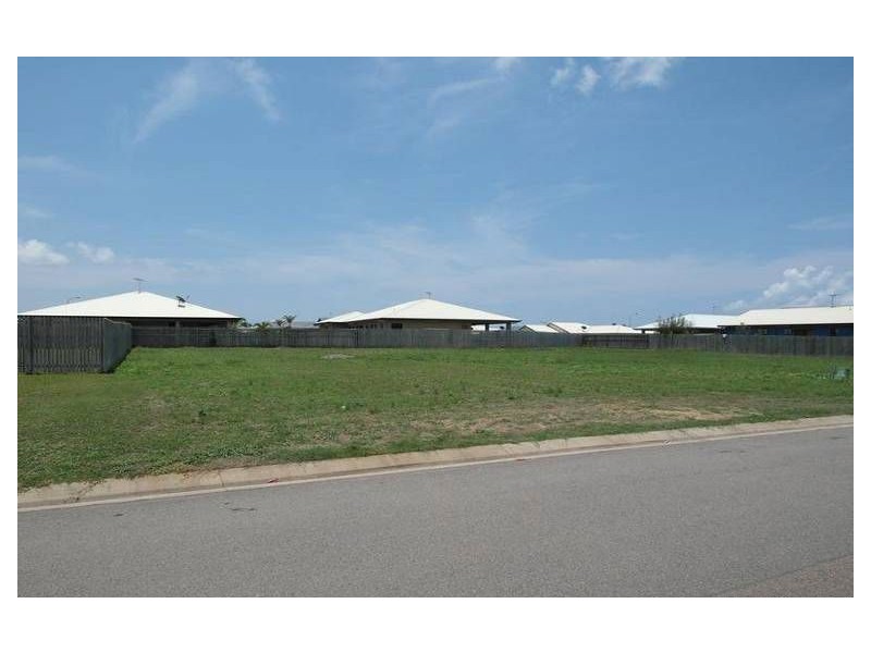 33 Kinnardy Street, Burdell QLD 4818