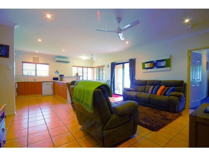 5 Earl Circuit, Kirwan QLD 4817