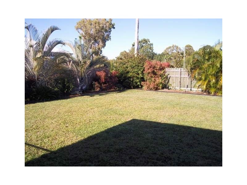 4 Marita Court, Bushland Beach QLD 4818