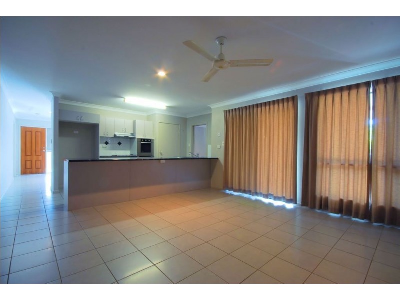 40 Woodwark Drive, Bushland Beach QLD 4818