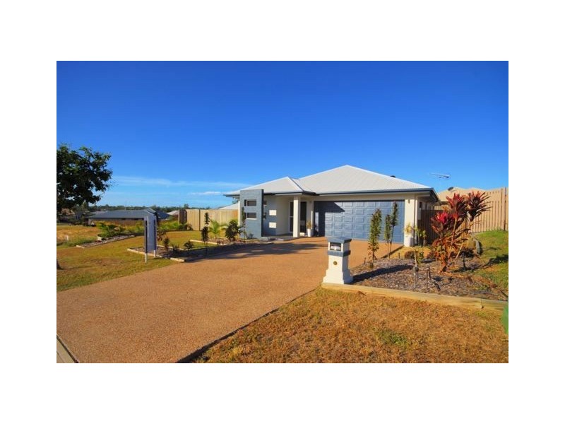 3 Yanooa Court, Bushland Beach QLD 4818