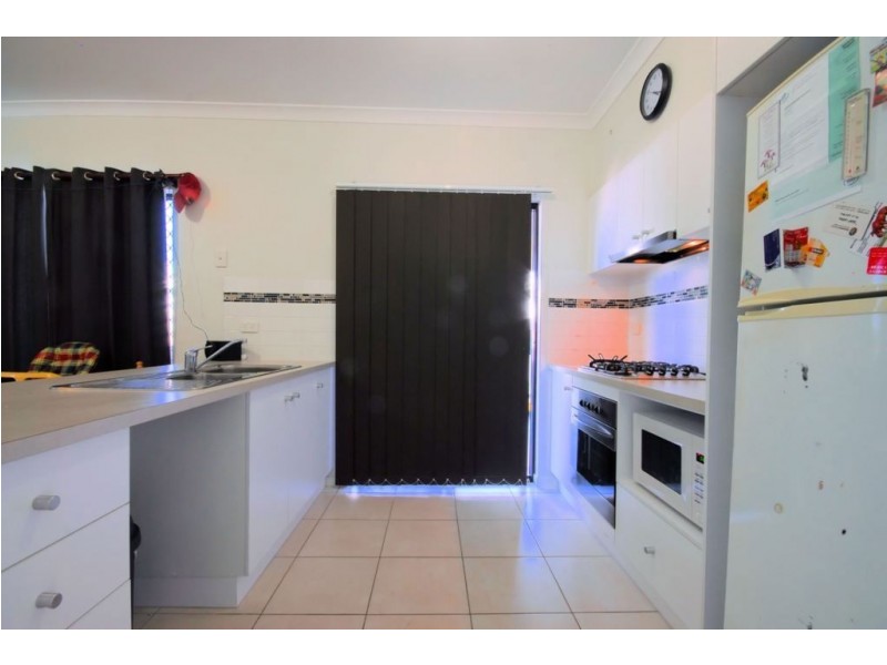 9 Sandon Place, Kelso QLD 4815