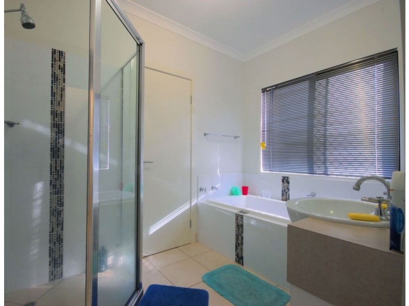 9 Sandon Place, Kelso QLD 4815