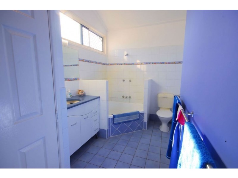 42 Marlin Street, Balgal Beach QLD 4816