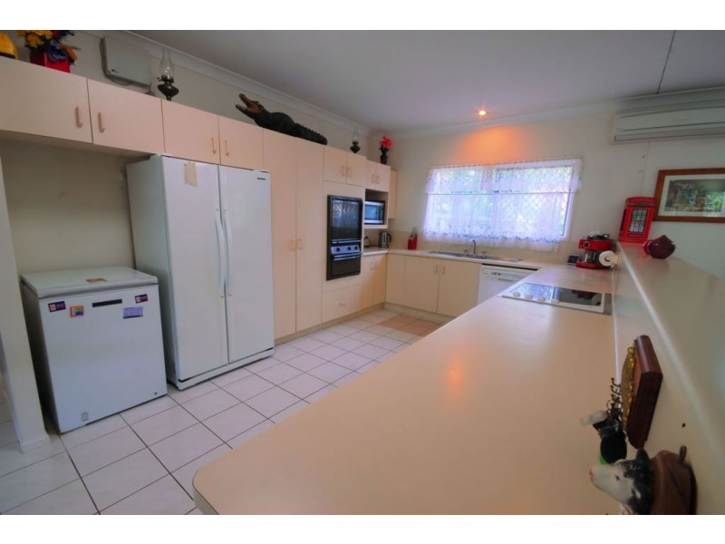 3 Almond Court, Bushland Beach QLD 4818