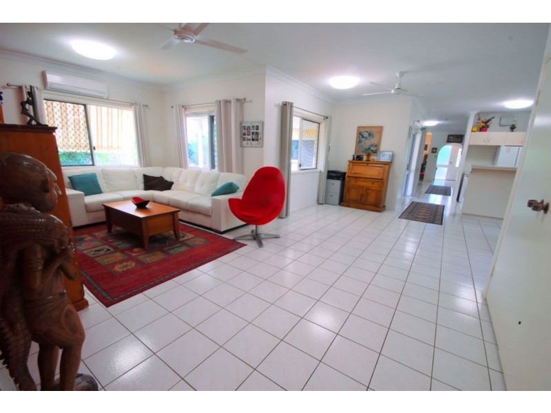 3 Almond Court, Bushland Beach QLD 4818