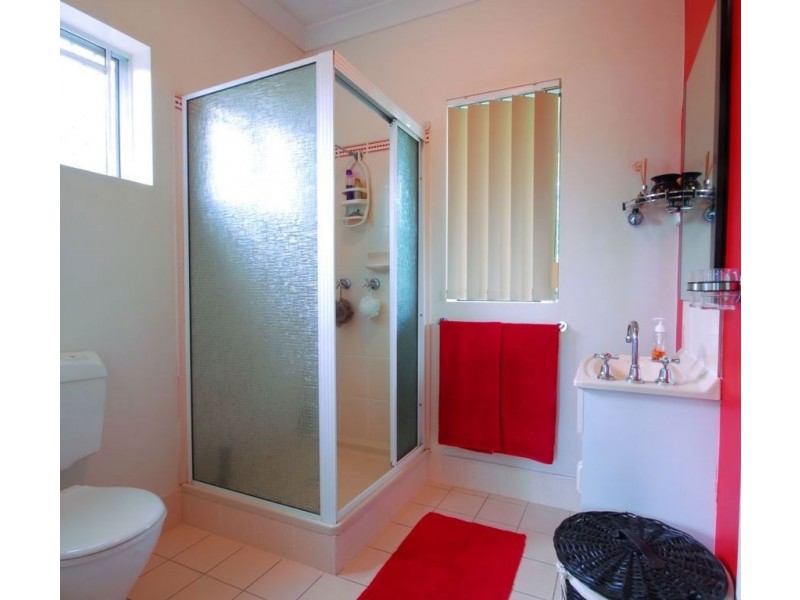 3 Almond Court, Bushland Beach QLD 4818