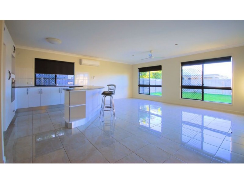 13 Chapple Street, Mount Louisa QLD 4814