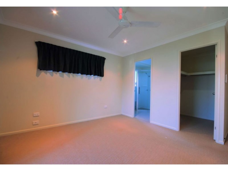 13 Chapple Street, Mount Louisa QLD 4814