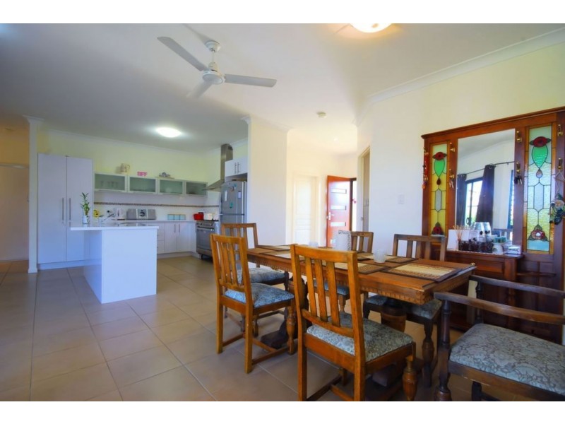 152 Daintree Drive, Bushland Beach QLD 4818