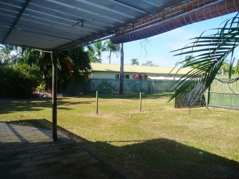 2 Fitzpatrick Street, Balgal Beach QLD 4816