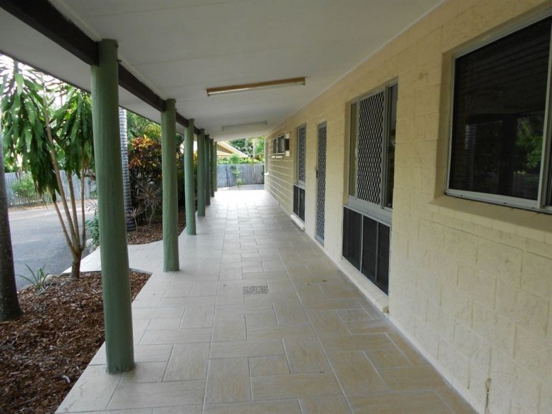 15 Macadamia Court, Bushland Beach QLD 4818