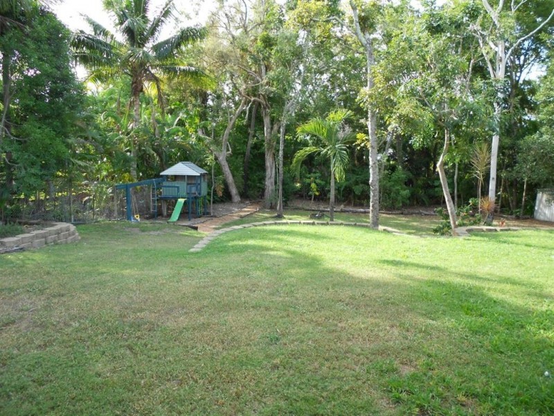 15 Macadamia Court, Bushland Beach QLD 4818