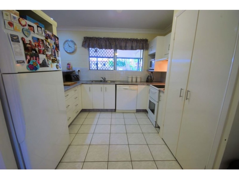 4 Joshua Crescent, Bushland Beach QLD 4818