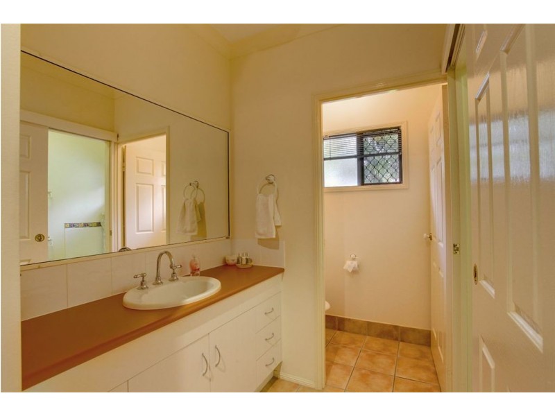 28 Pacific Avenue, Bushland Beach QLD 4818