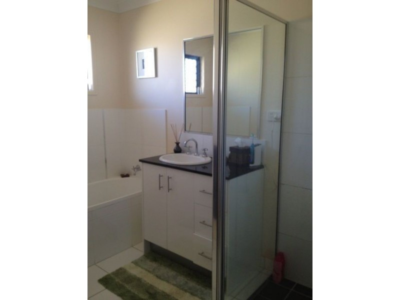 6 Platypus Street, Bushland Beach QLD 4818