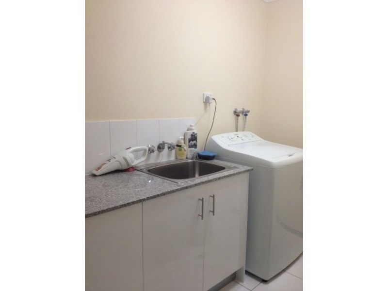 6 Platypus Street, Bushland Beach QLD 4818