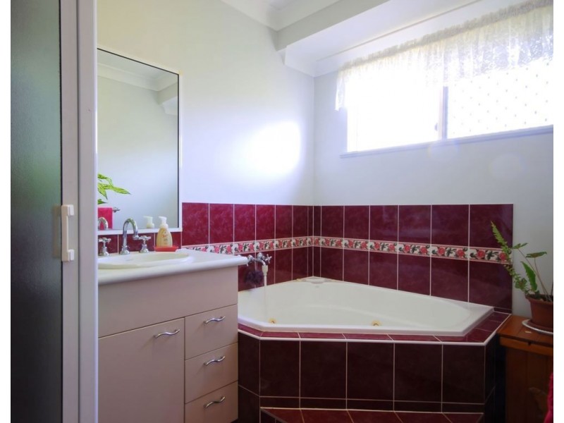 19 Power Court, Jensen QLD 4818