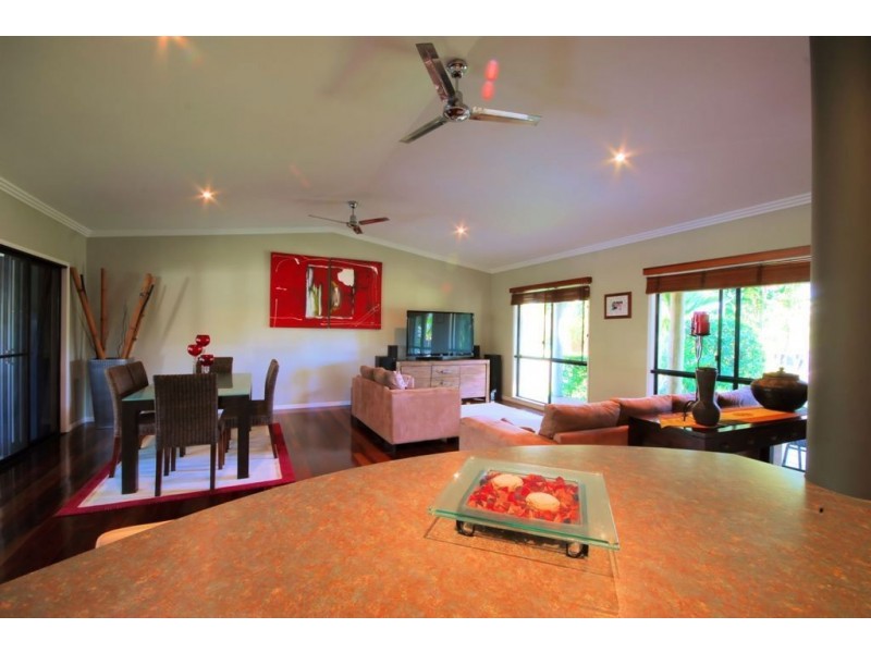 7 Melia Court, Bushland Beach QLD 4818