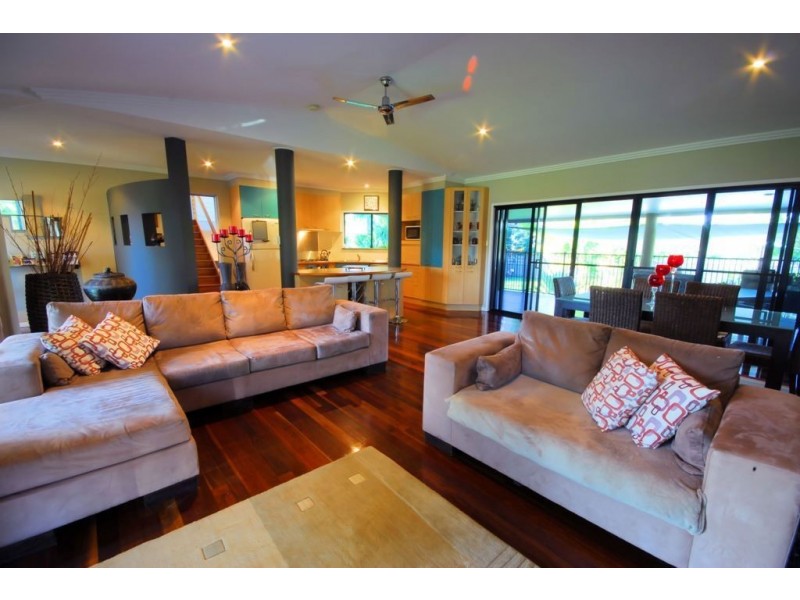 7 Melia Court, Bushland Beach QLD 4818