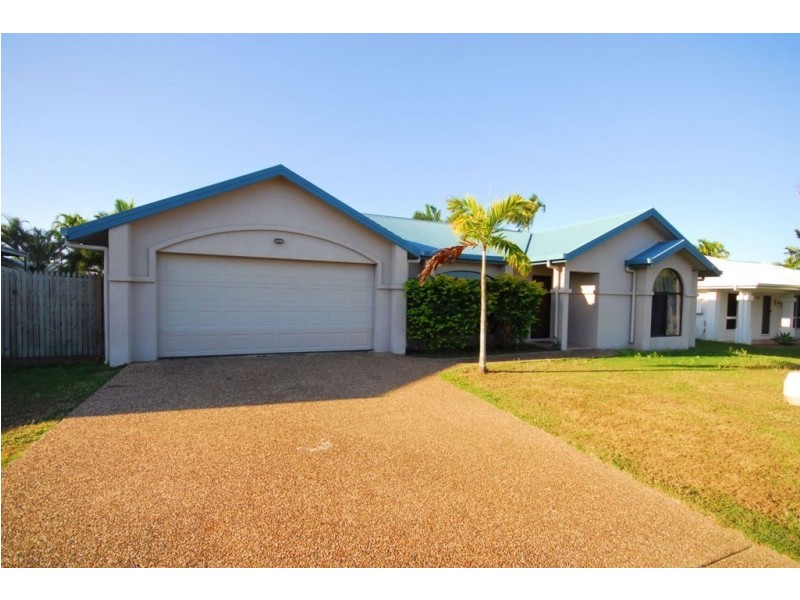 12 Mendi Drive, Bushland Beach QLD 4818