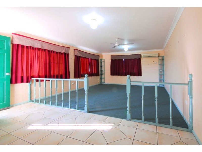 24 Cali Court, Mount Low QLD 4818