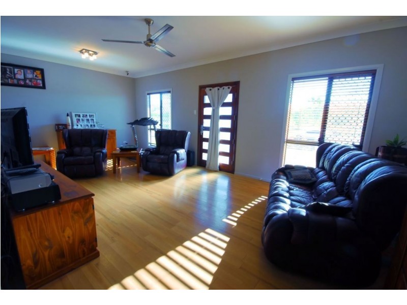 15 Cradler Court, Bluewater QLD 4818