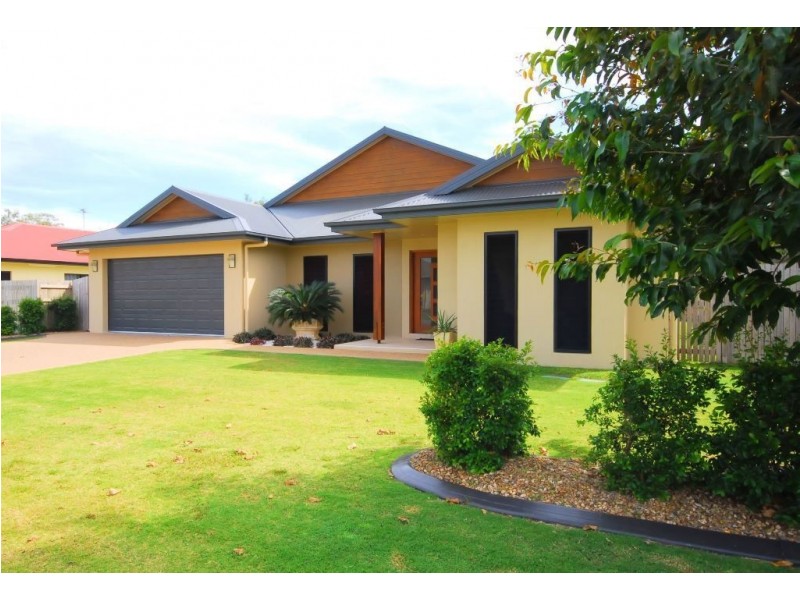 3 Currawinya Court, Bushland Beach QLD 4818
