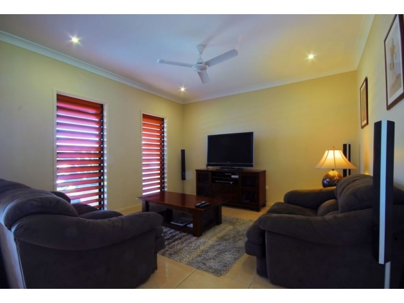 3 Currawinya Court, Bushland Beach QLD 4818