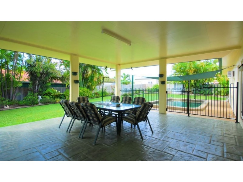 23 Joshua Crescent, Bushland Beach QLD 4818
