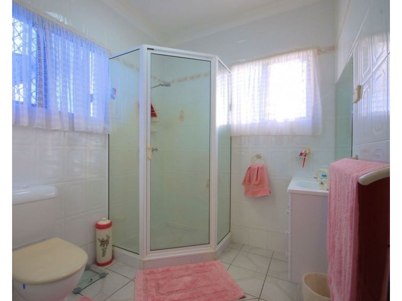 23 Joshua Crescent, Bushland Beach QLD 4818