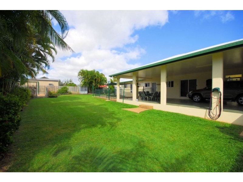 23 Joshua Crescent, Bushland Beach QLD 4818